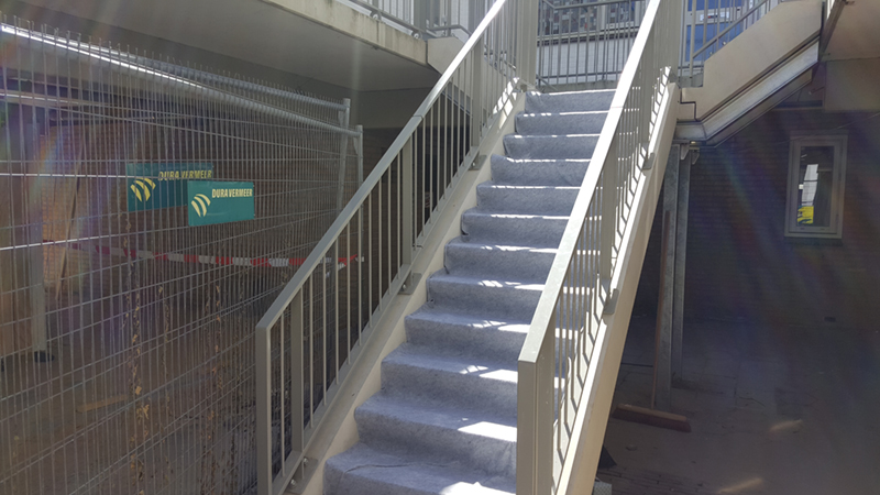Afdekken beschermen trap prefab beton PrimaCover Robust zelfklevend veilig